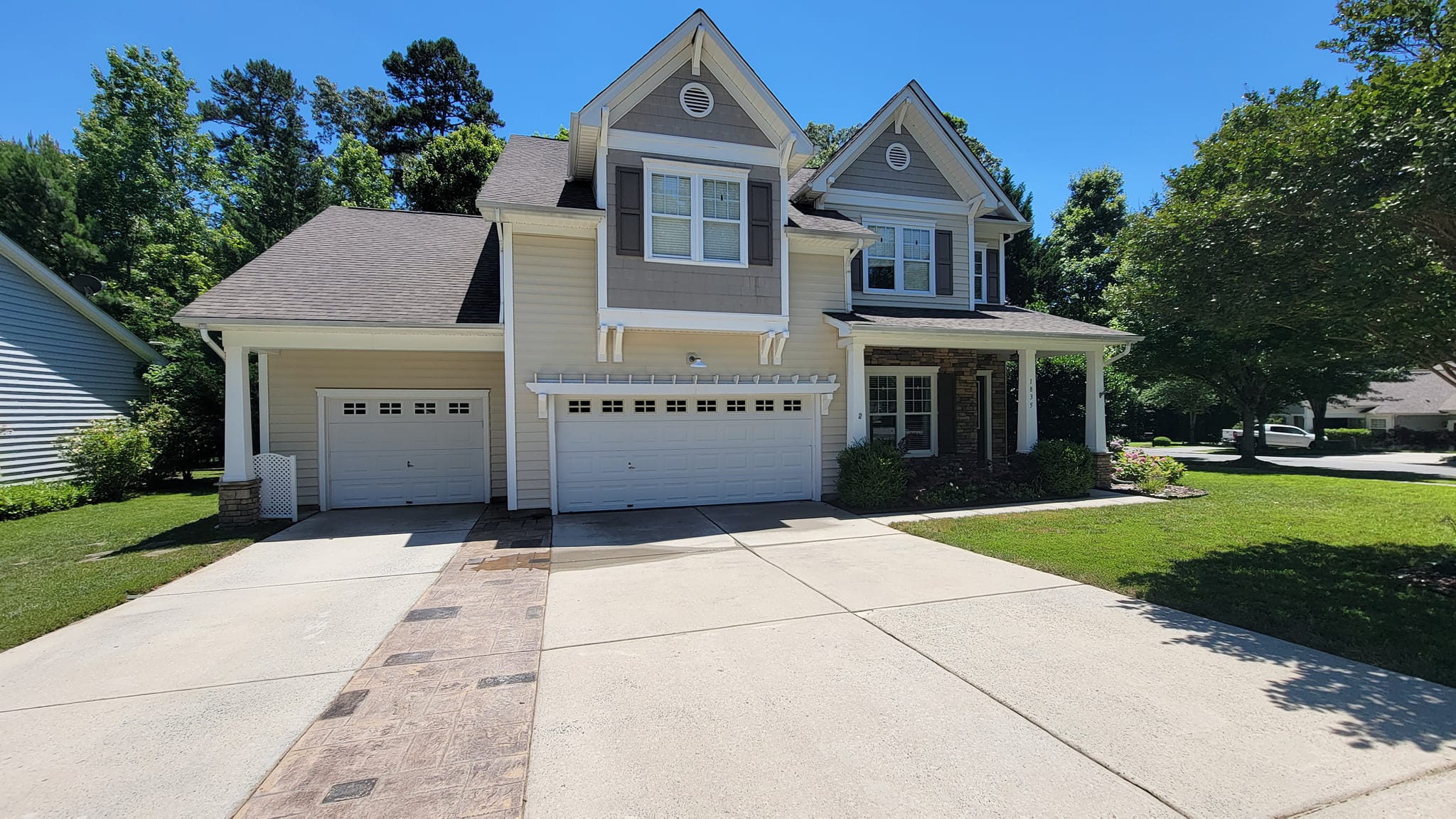 Professional pressure washing equipment